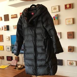 Womens Nike Black Down Fill Parka Puffer Coat!